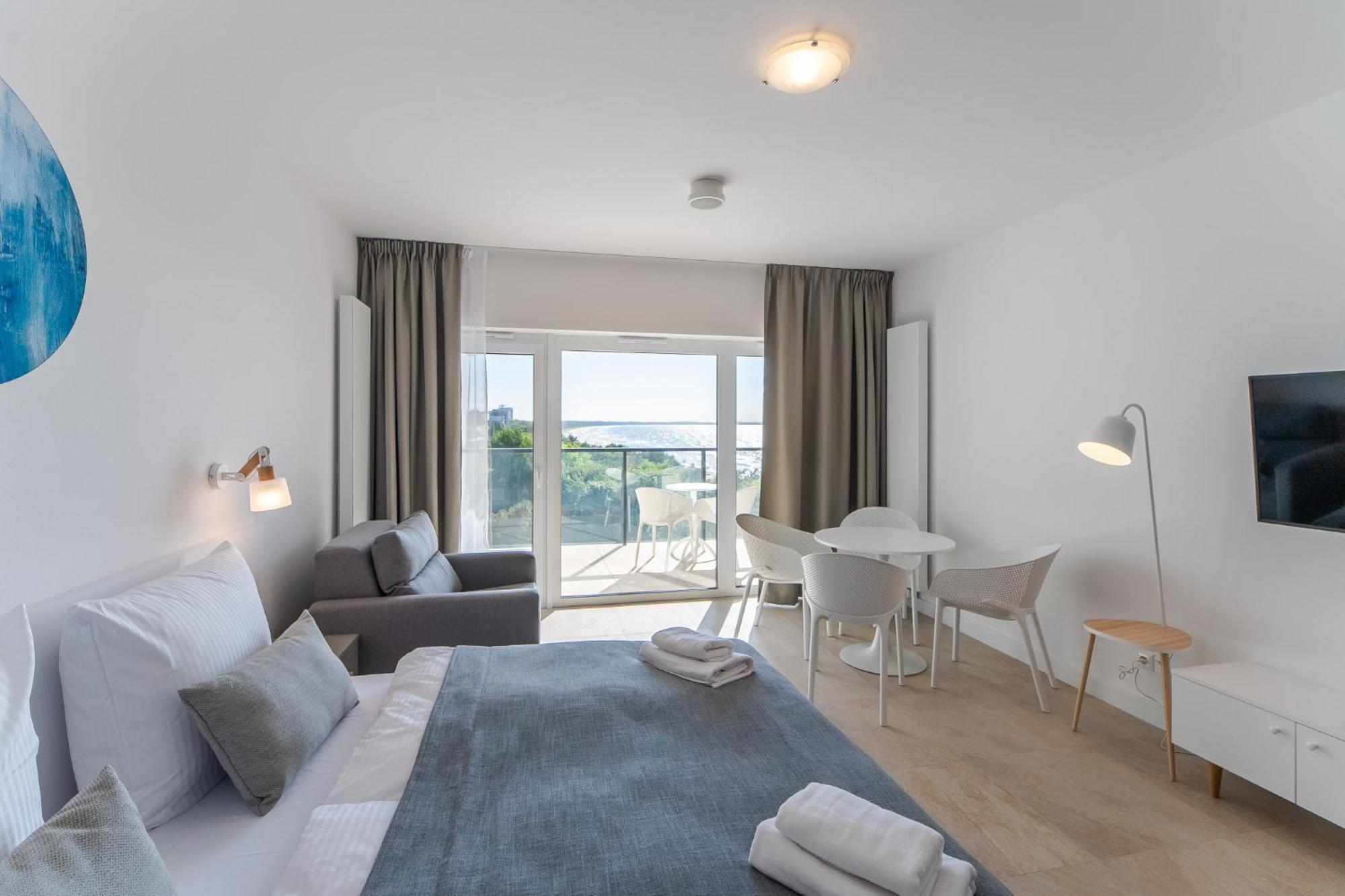 Aquamarina Prima Holiday Studios By The Beach By Noclegi Renters Miedzyzdroje Exteriör bild